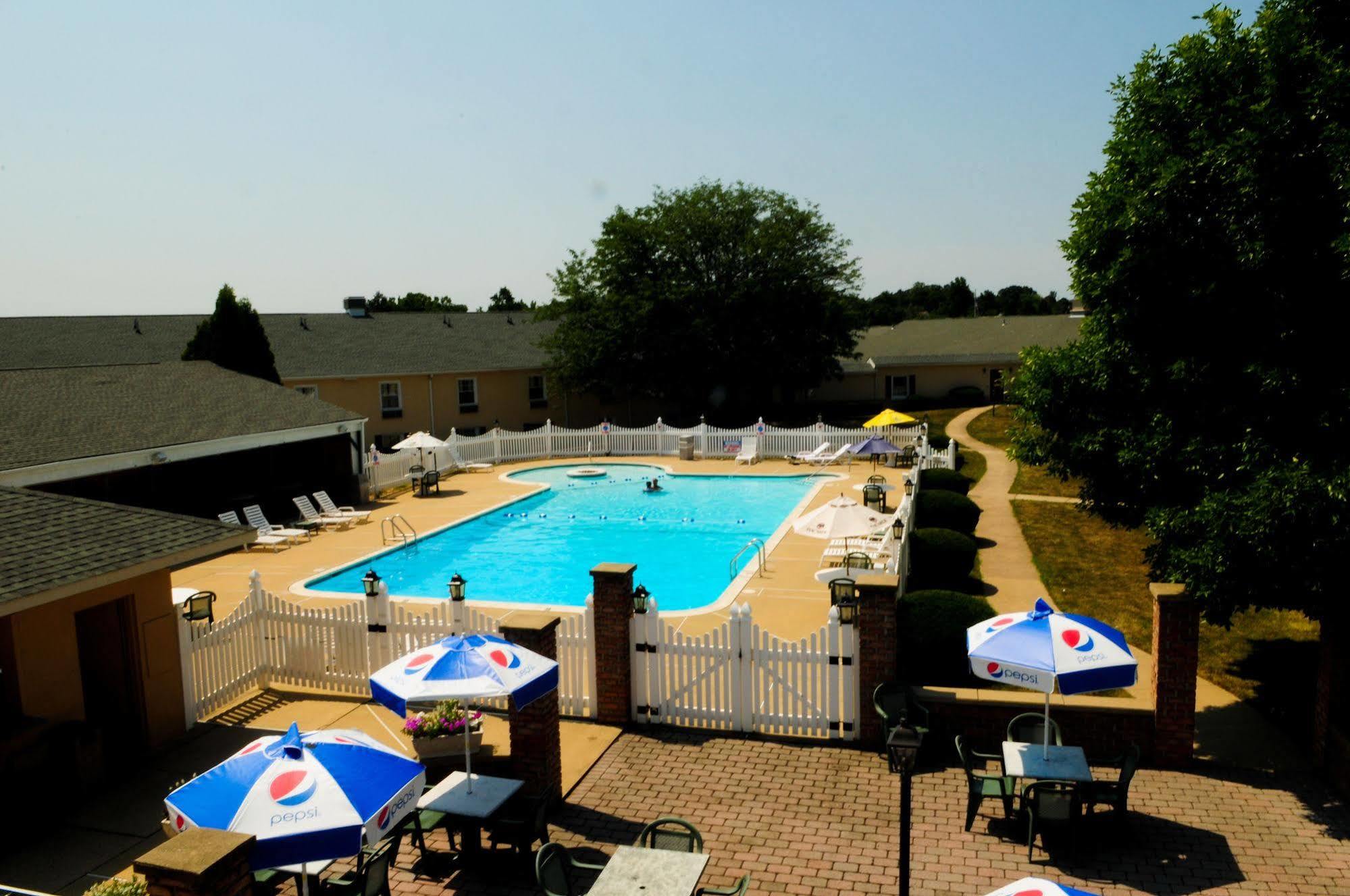 The Inn At Reading Hotel & Conference Center Eksteriør billede